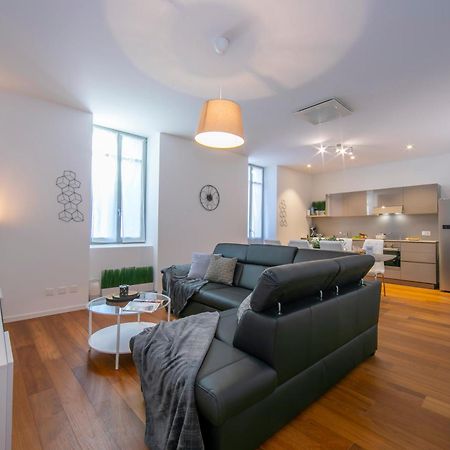 Star Of Lugano - Happy Rentals Exteriör bild